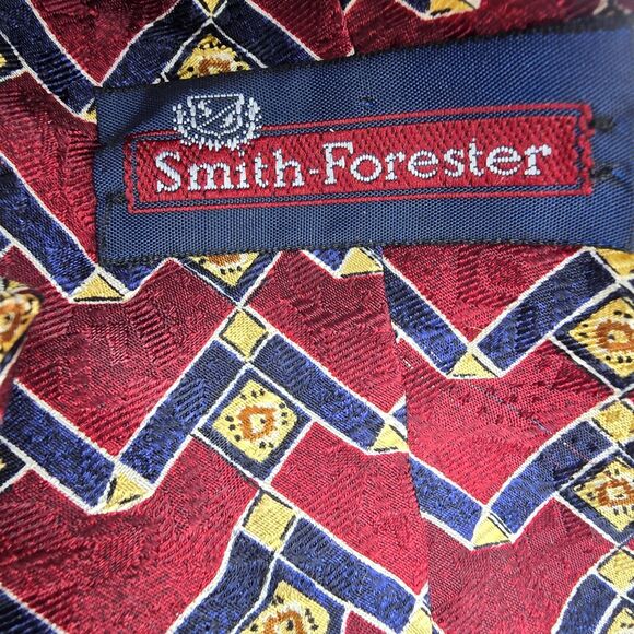 Vintage Smith Forester Red Yellow Blue 100% Silk Men’s NeckTie 58 X 4 Inches - Picture 4 of 6